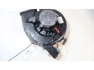 Вентилятор печки       Skoda Rapid (NH)