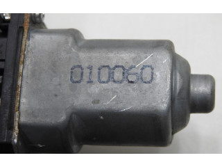 Ручка стеклоочистителей Mitsubishi Carisma