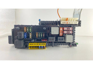 Pojistková skříňka A2049005201 Mercedes-Benz C W204 2009