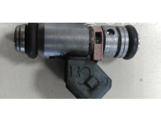 Форсунка 8200025248    Renault Clio II  D4F712 