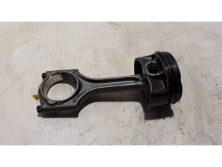 Píst 32213693, 31401957 Volvo XC90 pro benzínový / Электричество motor 2.0 B4204T35