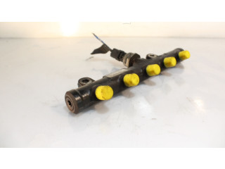 Топливная рампа    Volvo V70  