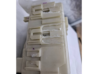 Pojistková skříňka 9139A, 410070177 Toyota Prius (XW20) 2005