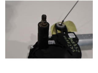 Двигатель стеклоочистителя заднего стекла 5H0955711A   Skoda Octavia Mk4