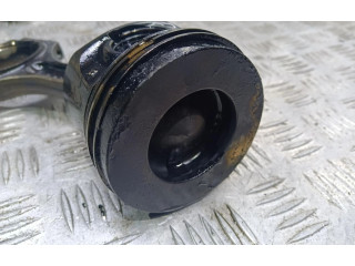 Píst Toyota Avensis T270