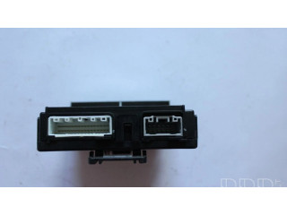 Блок управления D23N67560A, D23N67562A   Mazda 3 I