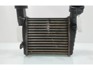 Интеркулер  3B0145805D   Volkswagen PASSAT B5.5 