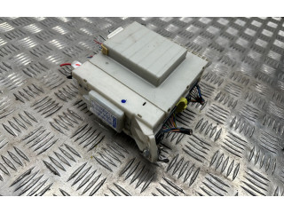 Pojistková skříňka 8273030B61 Lexus GS 300 350 430 450H 2008