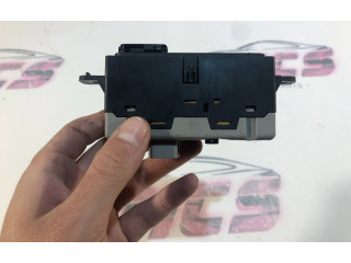 Дисплей yfb10008 Rover 200 XV