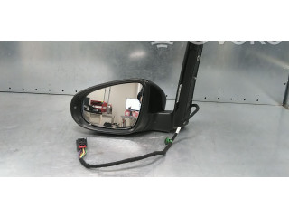 Зеркало электрическое Volkswagen Touran II 2010 - 2016 года