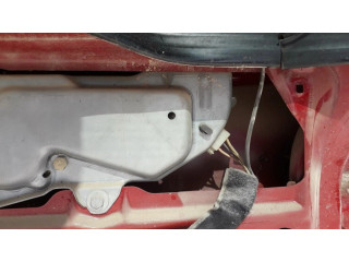 Моторчик заднего дворника     Renault 19