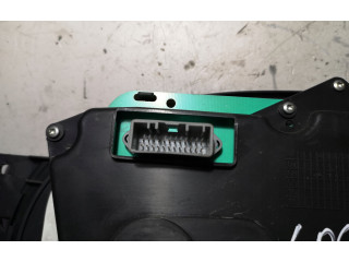 Панель приборов 8200752813   Dacia Logan I       