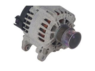 Генератор 04E903015   Audi A1      