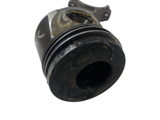 Поршень Audi A3 S3 A3 Sportback 8P