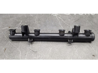 Топливная рампа 032133319al Skoda Fabia Mk1 (6Y)