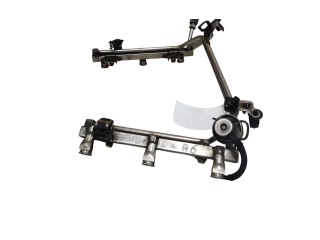 Топливная рампа 078133681AJ   Audi A6 S6 C5 4B  