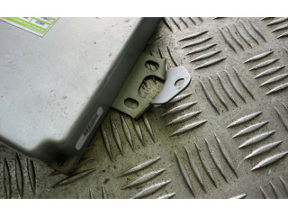 Блок управления двигателя 22611AH04C, R2E4B Subaru Forester SG