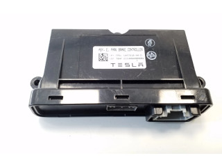 Модуль управления ручным тормозом 100761800D Tesla Model S