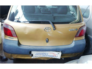 Zpětné zrcátko Toyota Yaris 2000