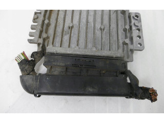 Блок управления двигателя 8200102371 Renault Twingo I