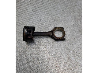  Поршень с шатуном    Audi A3 S3 8P  