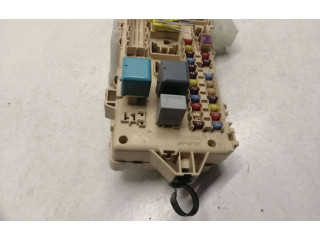 Блок предохранителей  892210F010, 06030623430802   Toyota Corolla Verso E121    