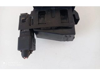 Блок предохранителей 0281003041, 0281003041 Chevrolet Captiva