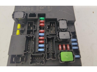 Pojistková skříňka 284B71TT2D Nssan Juke I F15 2019