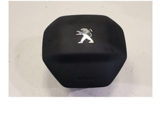 Подушка безопасности водителя 98255207ZD   Peugeot 2008 II