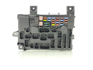 Блок предохранителей 8637A881 Mitsubishi Outlander