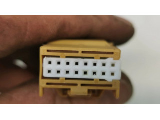 Зеркало электрическое     левое   Audi A4 S4 B6 8E 8H  2001-2005 года   