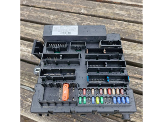 Блок предохранителей 09226740, 0307531 Opel Vectra C