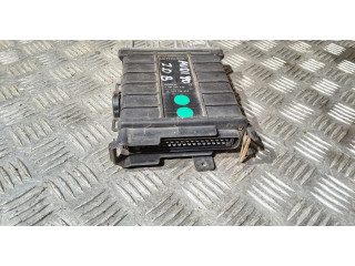 Блок управления двигателя 0261200220, 893907404 Audi 80 90 B3