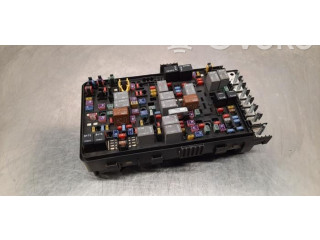 Блок предохранителей  68370556AC   Jeep Wrangler    