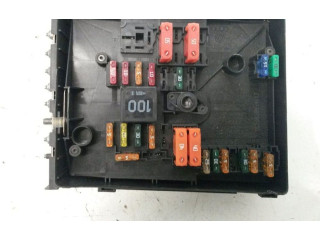 Pojistková skříňka 1K0937808E, 1K0937808E Volkswagen Tiguan 2007