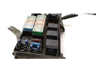 Блок предохранителей PR02000000, MB629083 Mitsubishi Colt