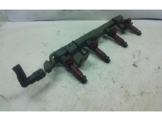 Топливная рампа Mazda 3 I