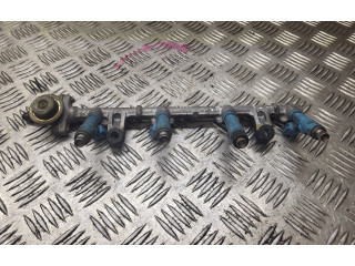 Магистральная трубка топлива    Toyota  Yaris  1999 - 2003 года