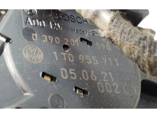 Моторчик заднего дворника 0390201590, 1T0955711 Volkswagen Touran I