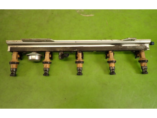 Топливная рампа 9186836   Volvo S80  