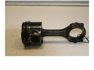 Поршень с шатуном 4N14 Mitsubishi Outlander