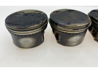 Píst HSB   Subaru Forester SF     