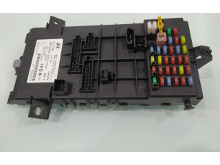 Блок предохранителей 954102CXXX   Hyundai Coupe    