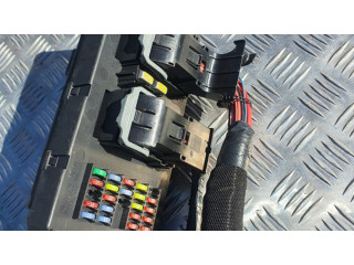 Блок предохранителей 56050066AC Jeep Cherokee