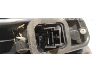 Задний фонарь правый 27460202, 51701590 Fiat Grande Punto