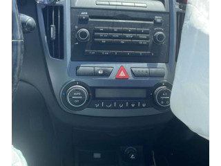 Ручка стеклоочистителей KIA Ceed