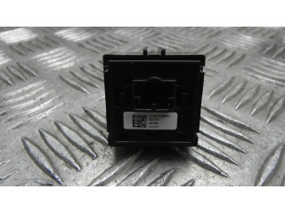 Включатель электрических окон