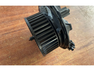Вентилятор печки    5Q1819021B, 5Q0907521E   Audi A3 S3 8V