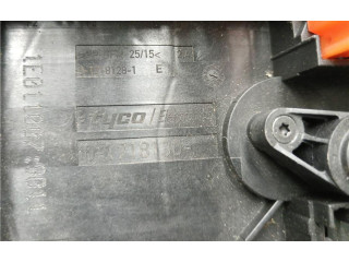   Pojistková skříňka 1K0937125A, 0090012   Volkswagen Tiguan 2007