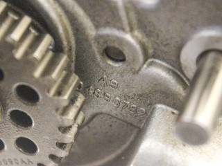 Čerpadlo oleje 04893807AE Chrysler Pacifica 3.6